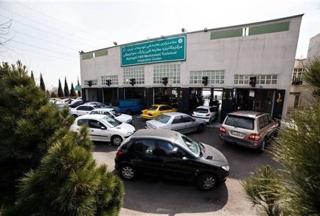 نمایشگاه جیپ در سرزمین صخره‌‌ها